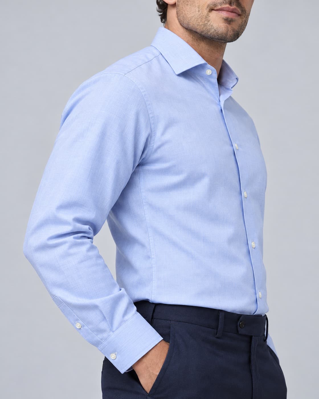 Camisa Oxford · detalle de costura
