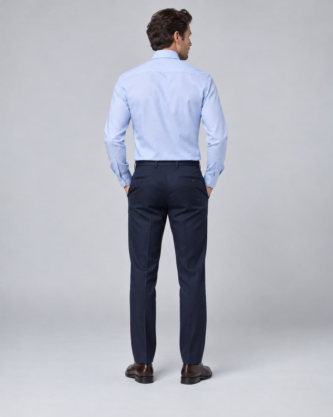Camisa ejecutiva Oxford · espalda